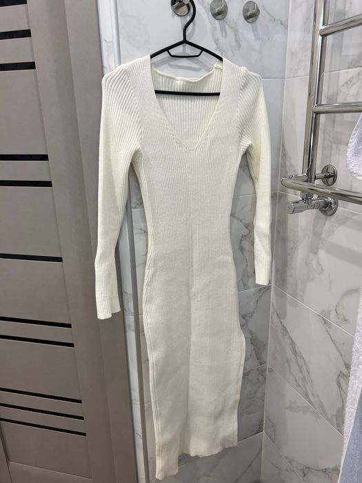 Сукня молочна в рубчик, приталена, С-Л