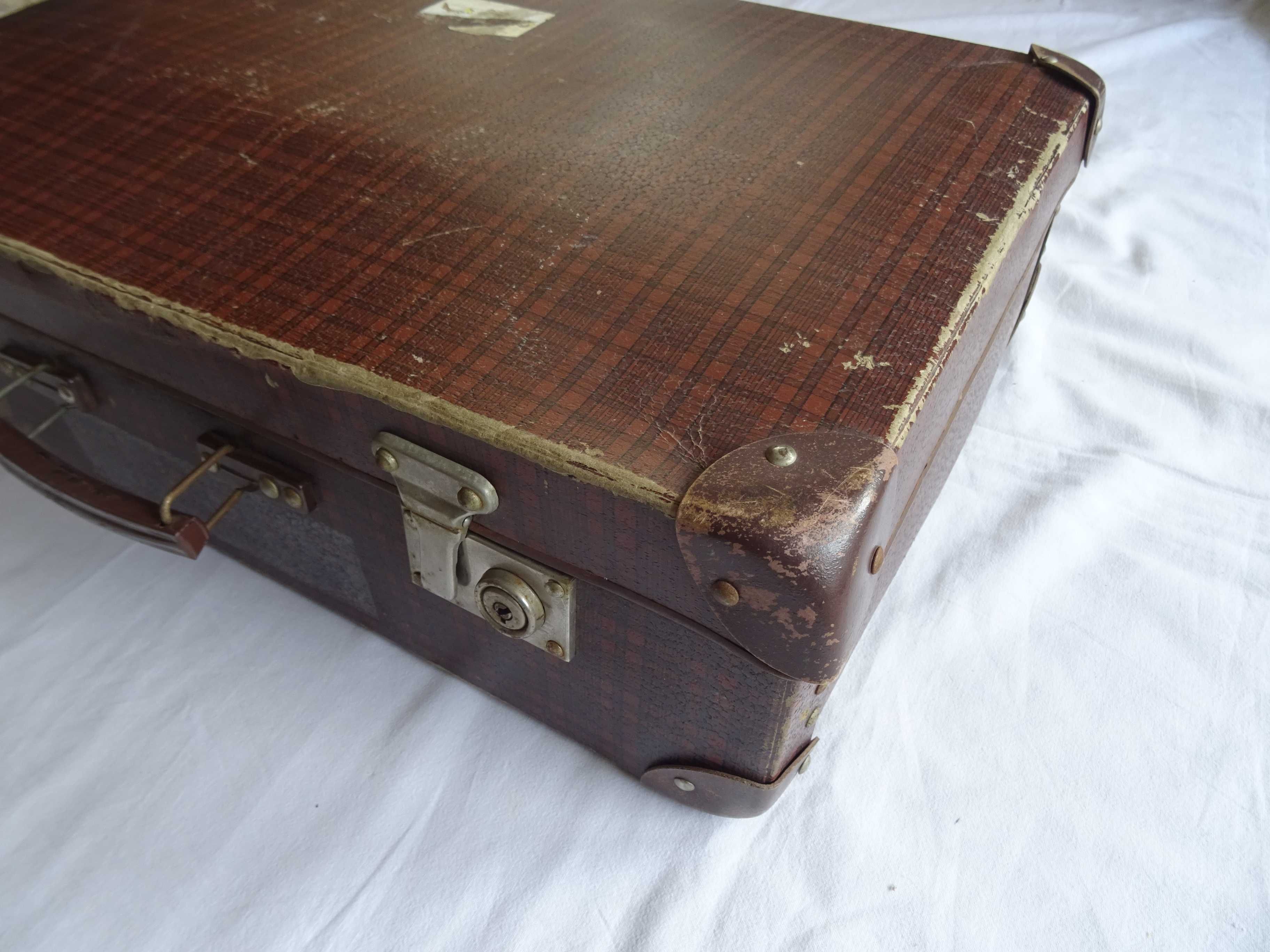 Stara walizka podróżna PRL waliza Vintage krata Design wzór brązowa