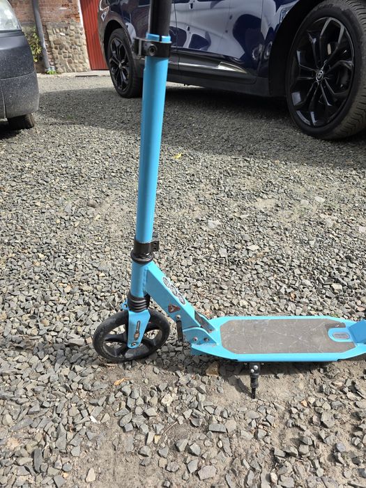 Продам електро самокат дитячій