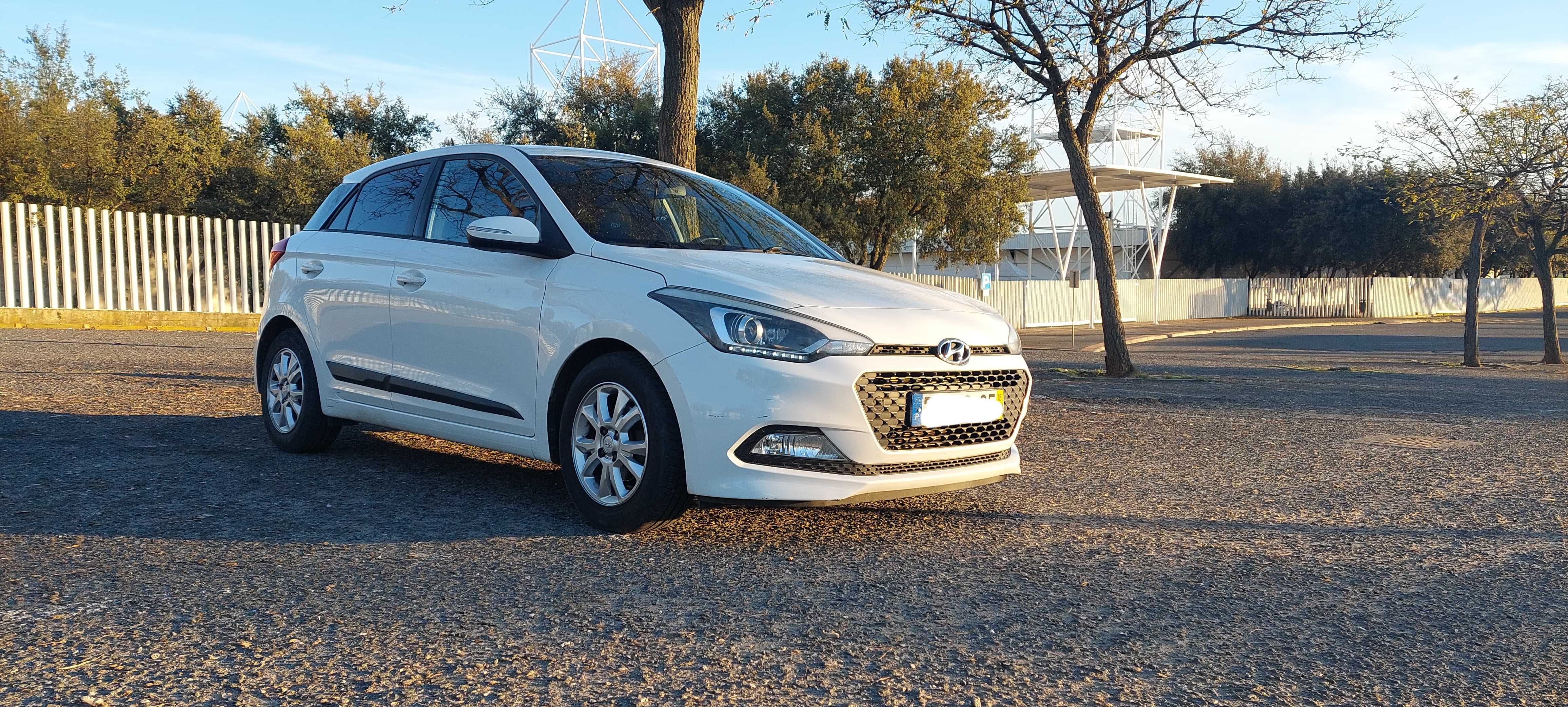 Hyundai I20 go branco 55000 km