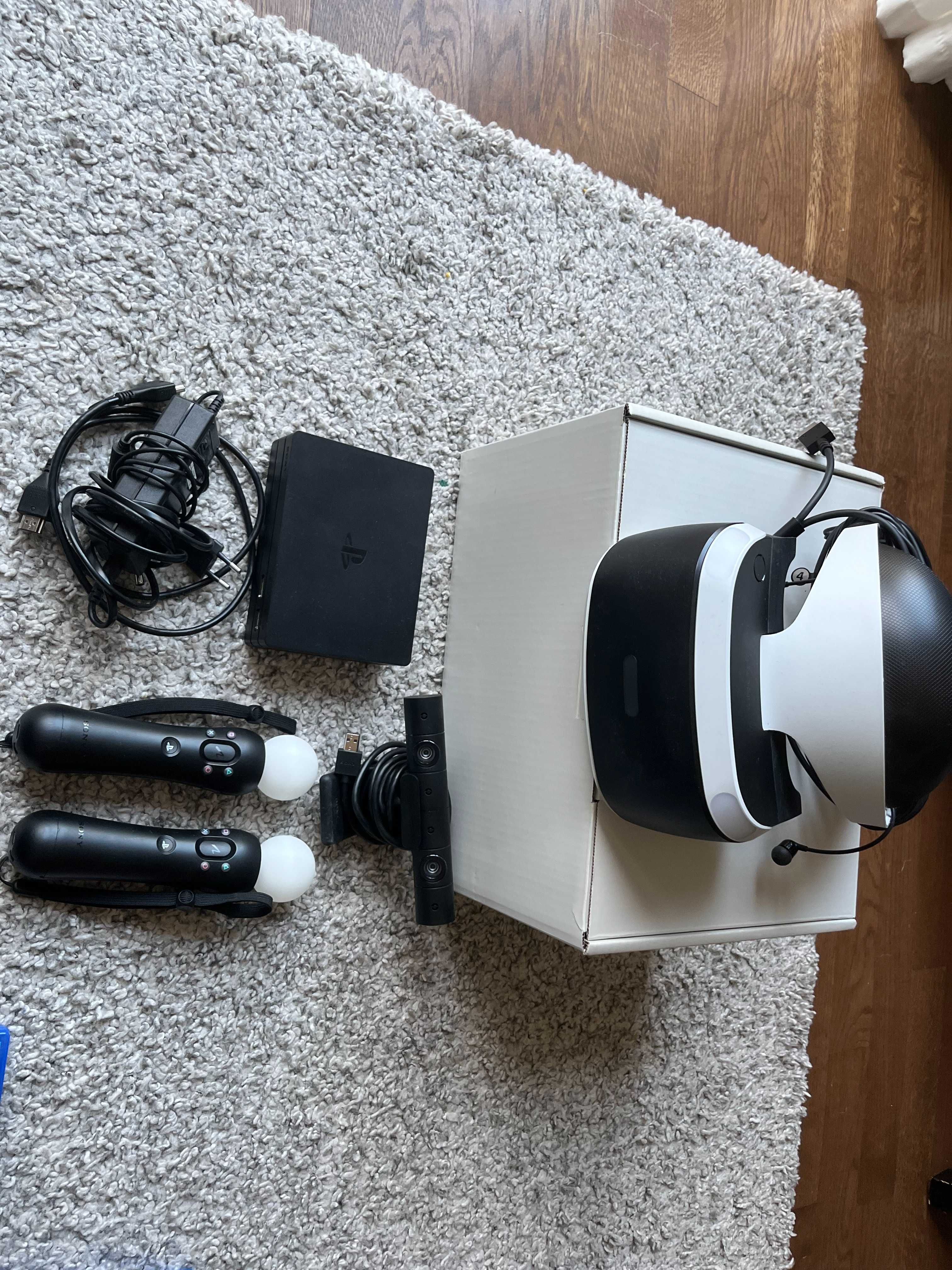 VR do PS4 stan idealny + dwa kontrolery Move