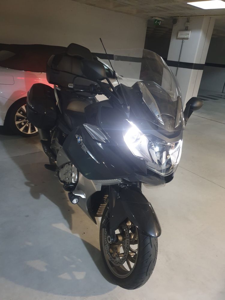 Moto BMW K1600 GTL como nova