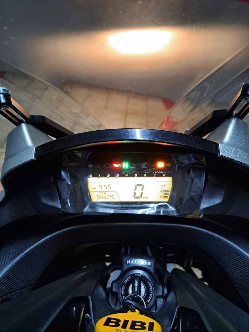Honda Integra 700