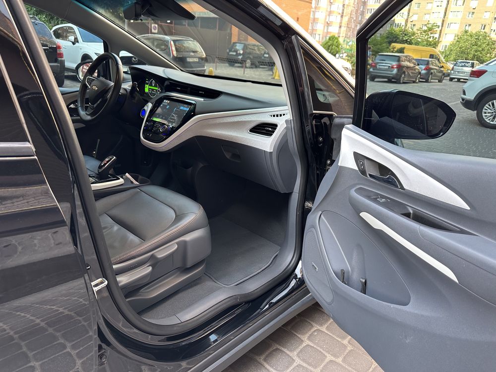 Chevrolet bolt premier