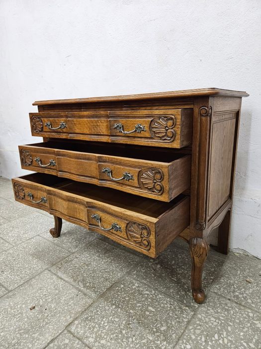 Ładna zgrabna komoda Ludwikowska z szufladami /