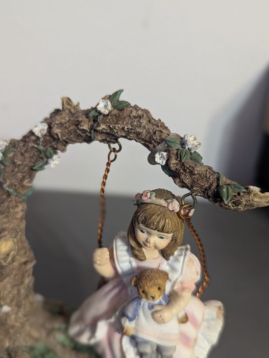 FIgurka Goebel Sandra Kucks 1997 Swings for two