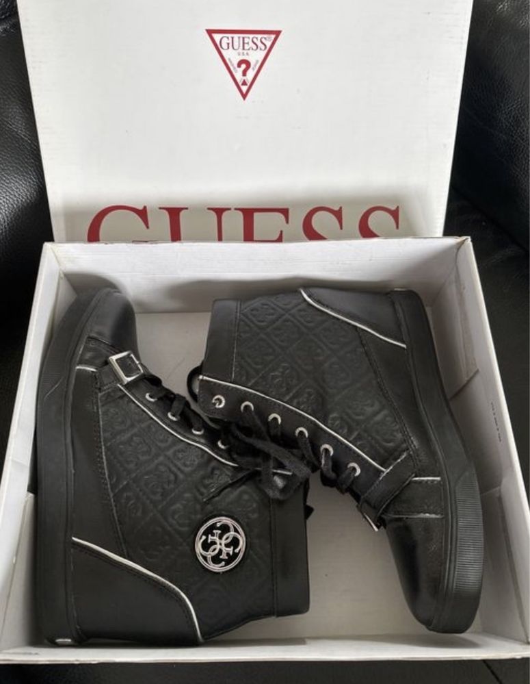 Buty damskie na obcasie koturnie Guess 39 czarne botki
