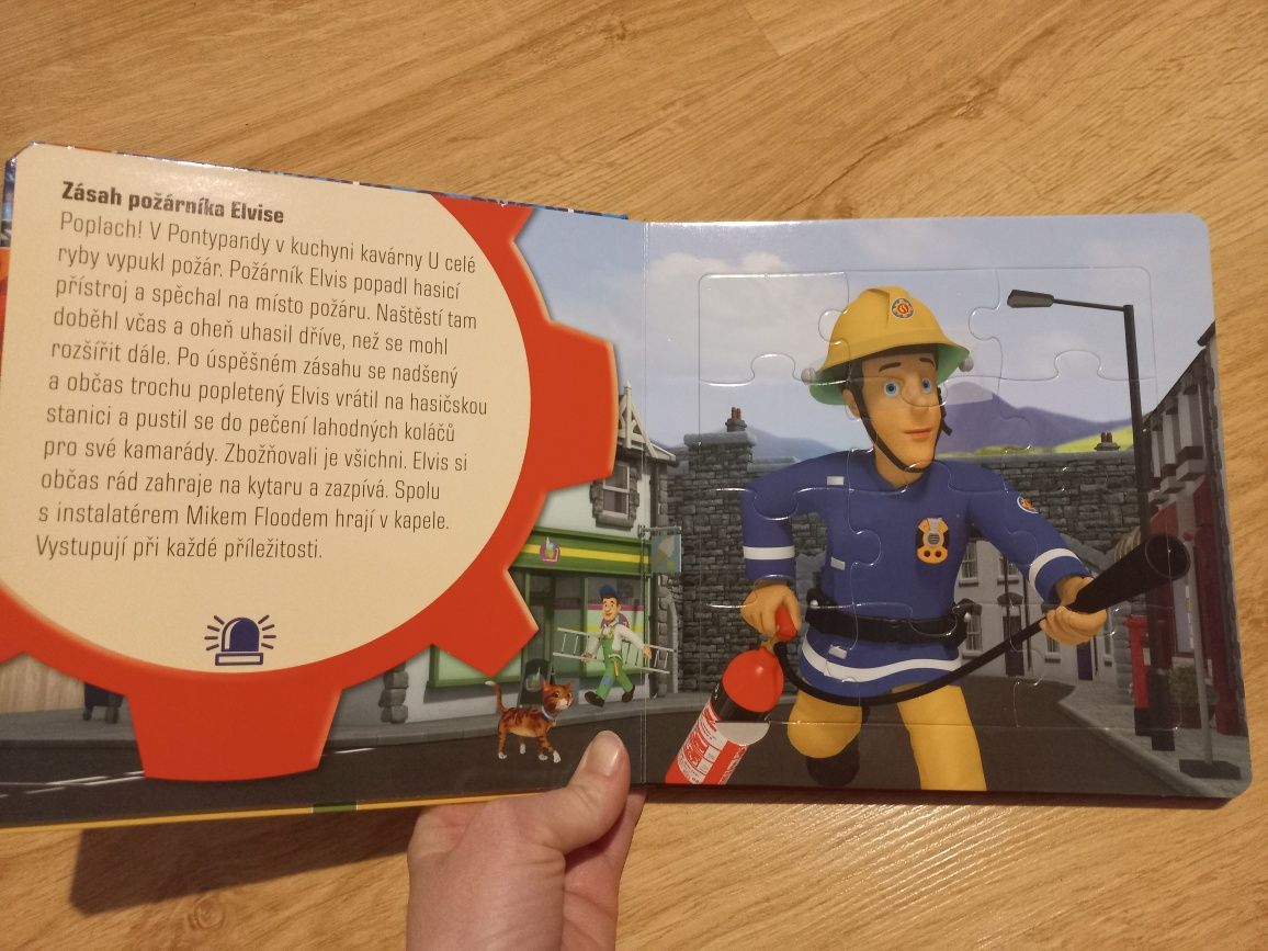 Książka strażak sam z 4 układankami puzzli