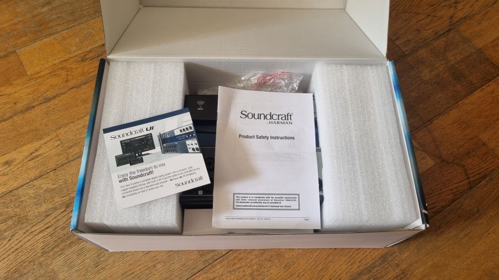 Soundcraft mikser audio cyfrowy ui12