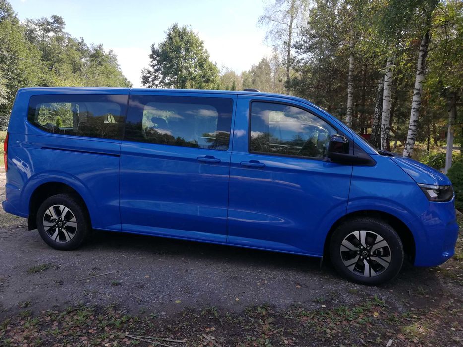 Wynajem busów 8 i 9 osobowych