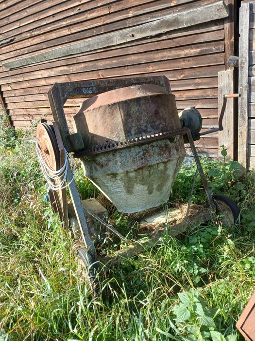 Betoniarka 250 używana