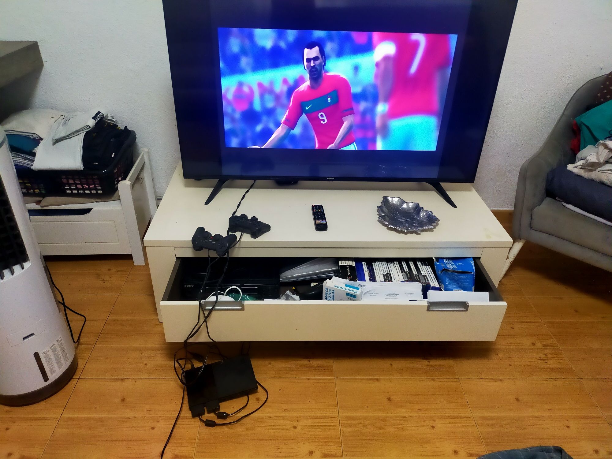 PlayStation 2 com vários jogos