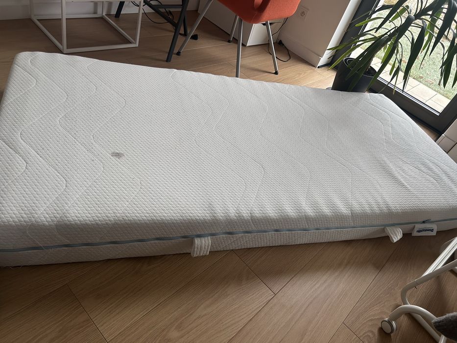 Materac 90x200 oddam