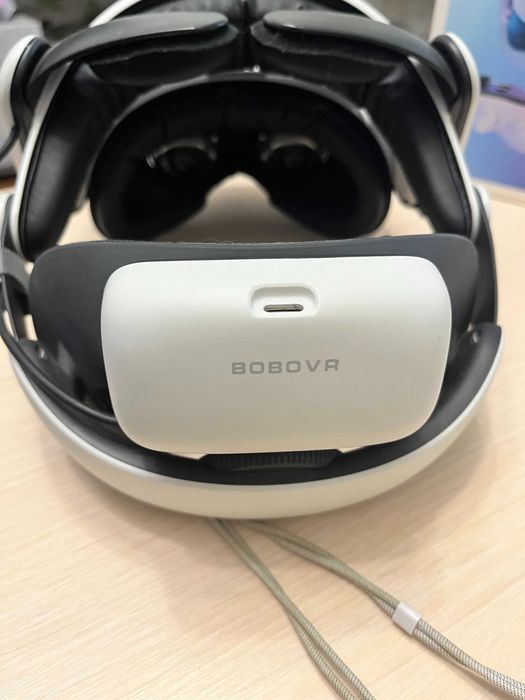 Oculus Meta Quest 3S / 256 Гб + BOBOVR S3 Pro (with Battery)