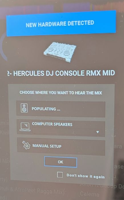 Controladora DJ Hercules DJ Console RMX