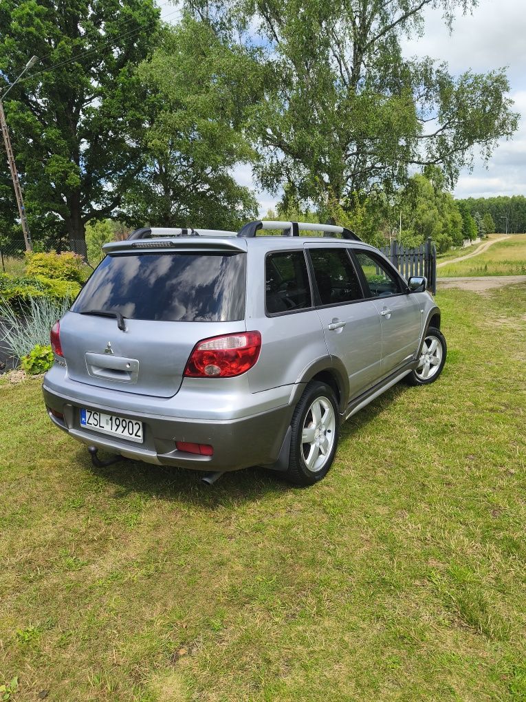 Mitsubishi Outlander 2.4 + LPG 2005 r.