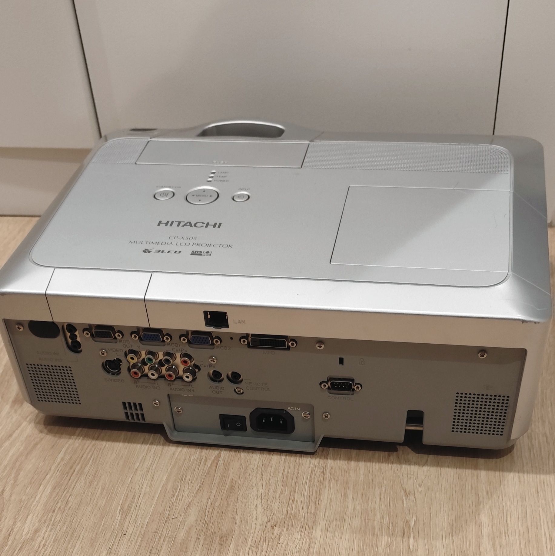 Projetor Hitachi CP-X505