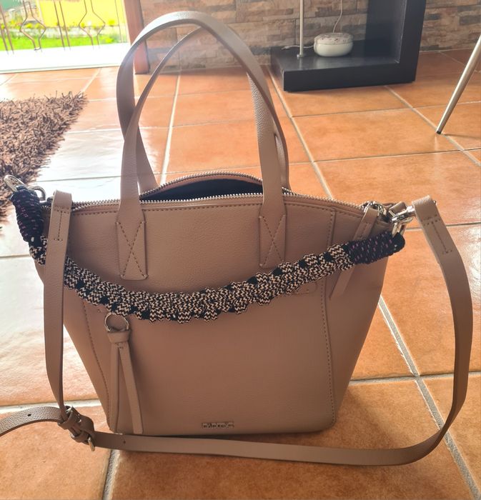 Mala prática e ajustável