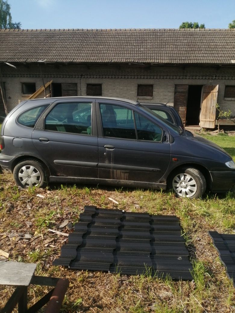 Renault Scenic 2.0 8v  Części mechaniczne i blacharskie.