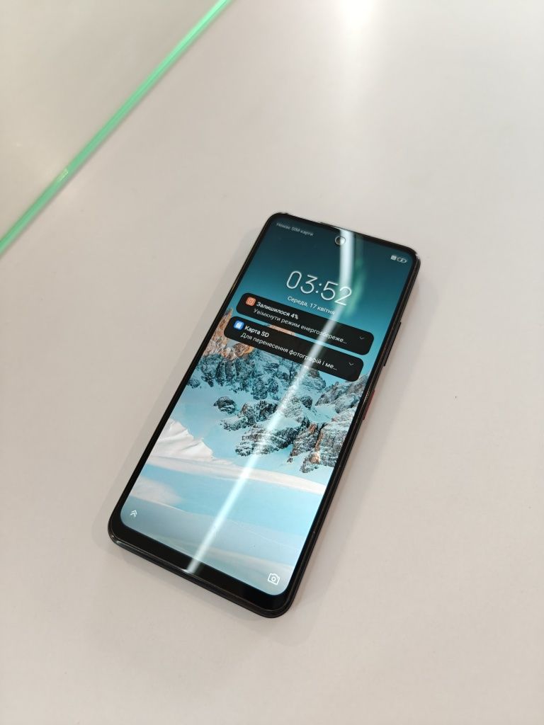Телефон nubia v60. 256gb на 16gb + чехол + 2 слота пам'яті + зарядка