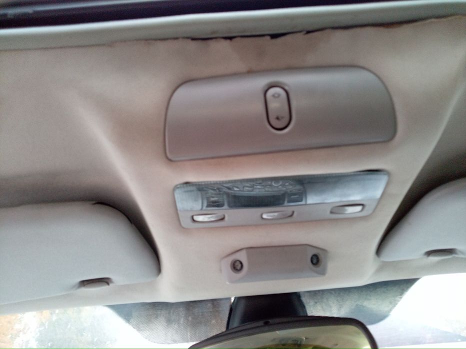 Продам на розбор нисан премьера универсал газ бензын 2 л