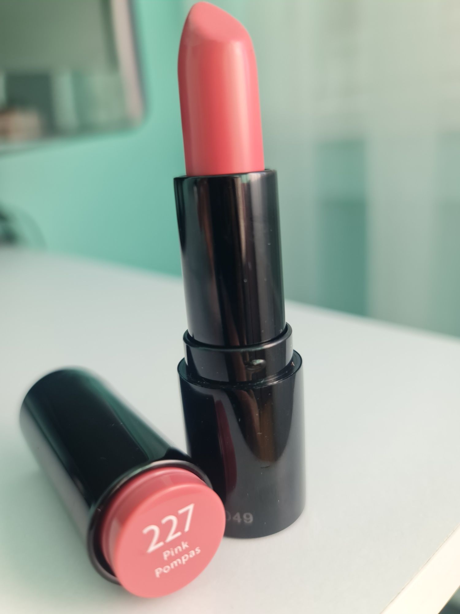 Помада Isadora Perfect Moisture 227 Pink Pompas