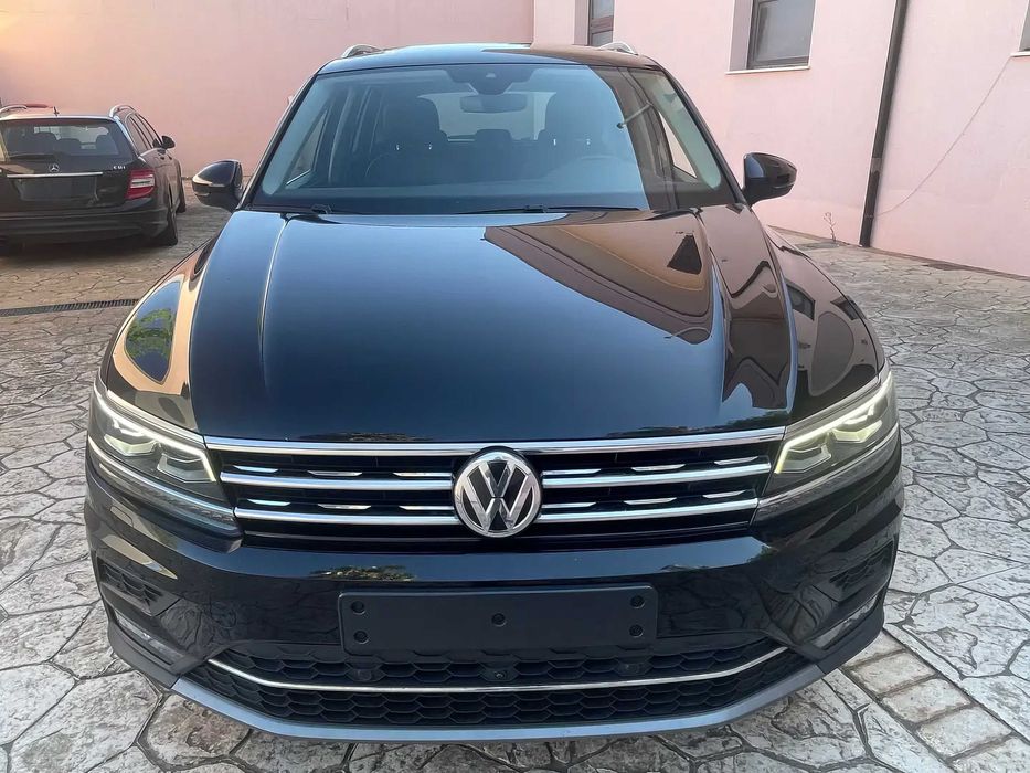 Volkswagen Tiguan      2019