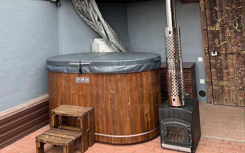 Карпатські чани власного виробництва. Купіль на дровах.