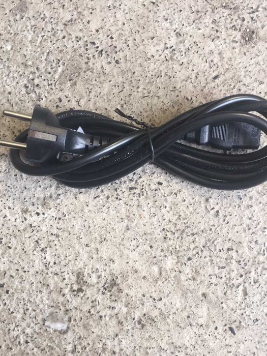 Джерело безперебійного живлення UPS APC 500cs