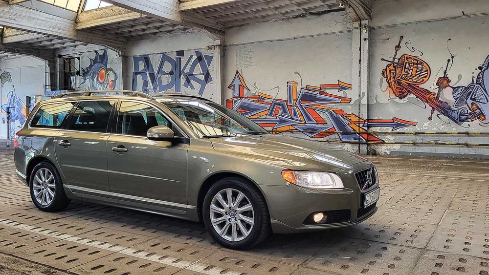 Volvo V70 2011 r.  Super stan bezwypadkowy