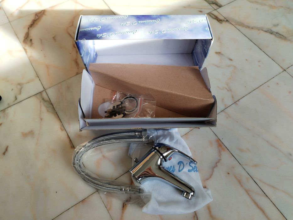 New Single-Handle Chrome Mixer Faucet64553249671170121