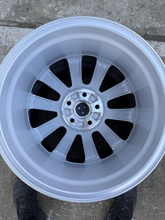 Диски 17 5.108 ЕТ52,5 7,5jx17H2 Ford C-Max Kuga