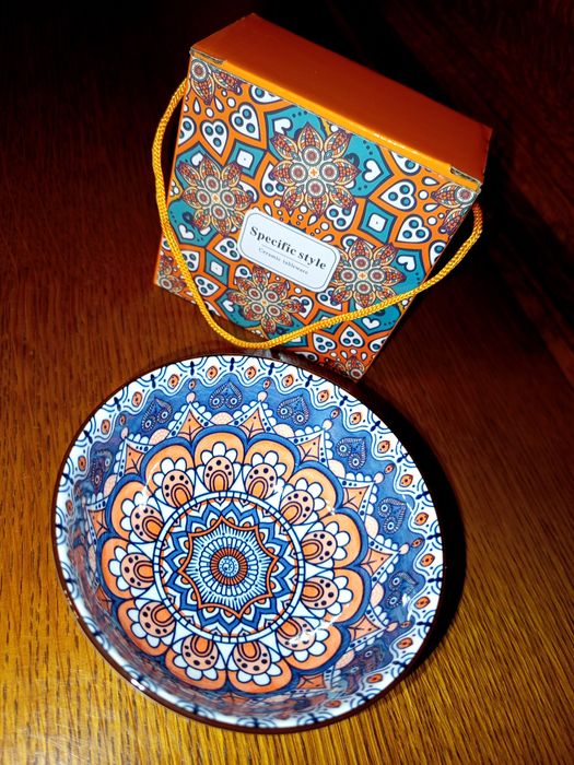 Ceramiczna miseczka do domu jak i na prezent