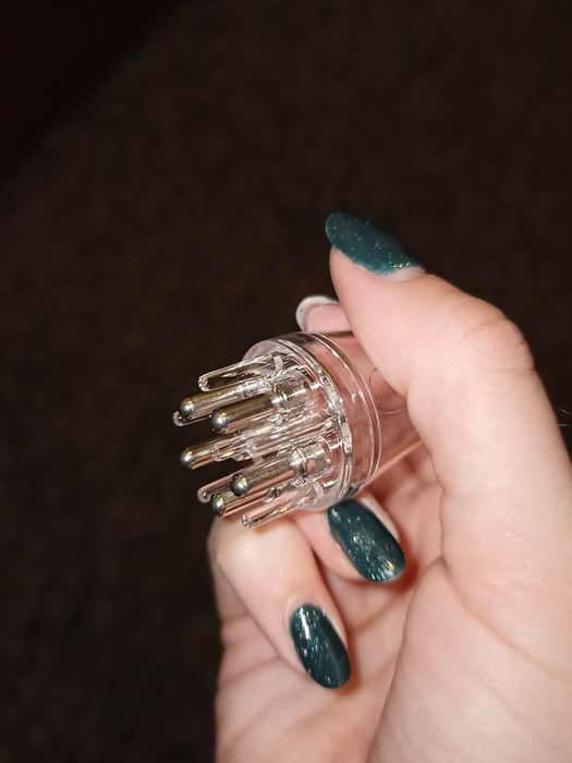 Scalp applicator comb