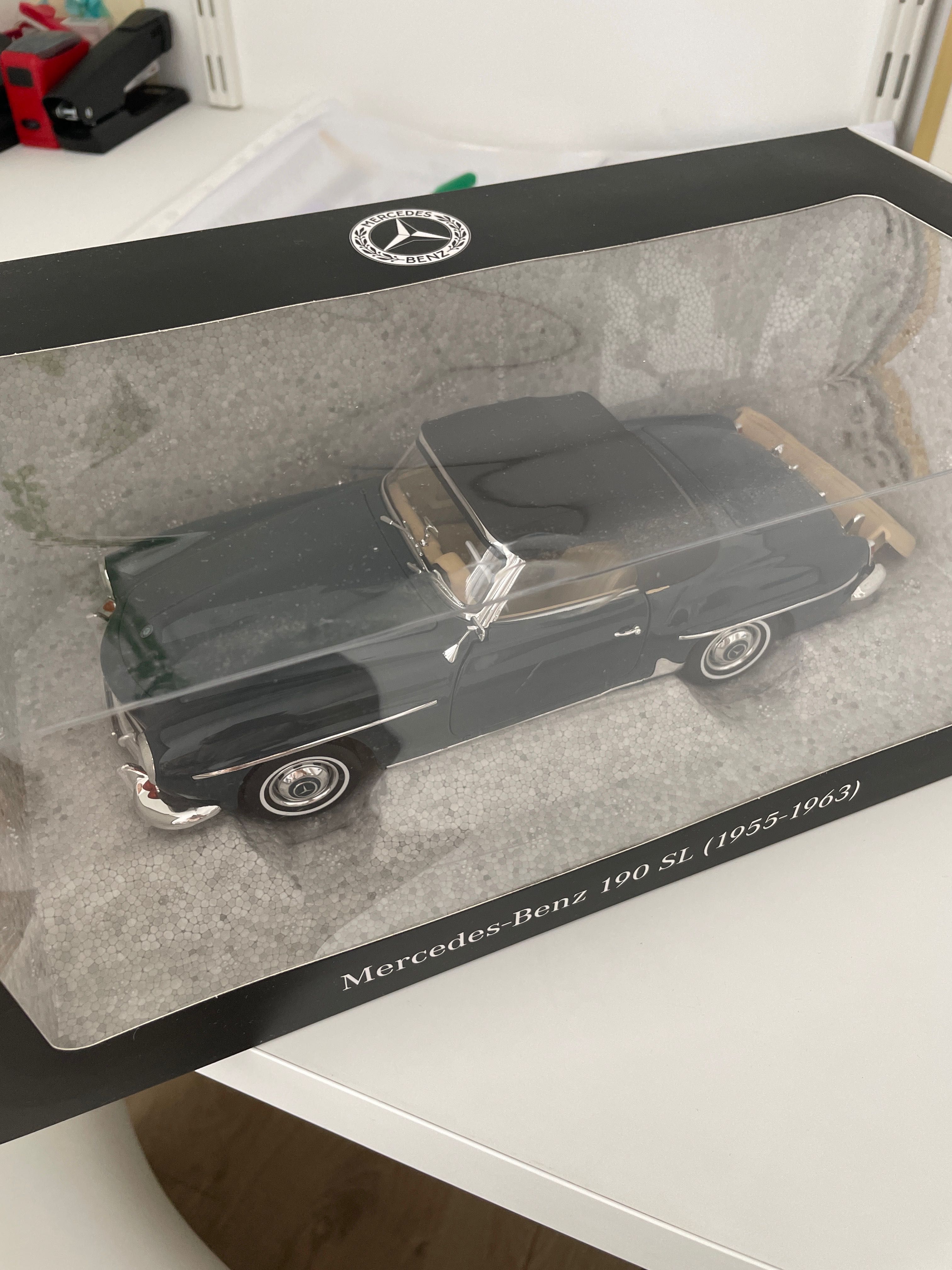 Model 1:18 Mercedes Benz 190 SL