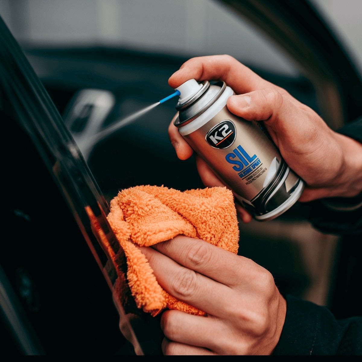 K2 SIL Silikon w sprayu chroni przed przymarzaniem uszczelek 150ml