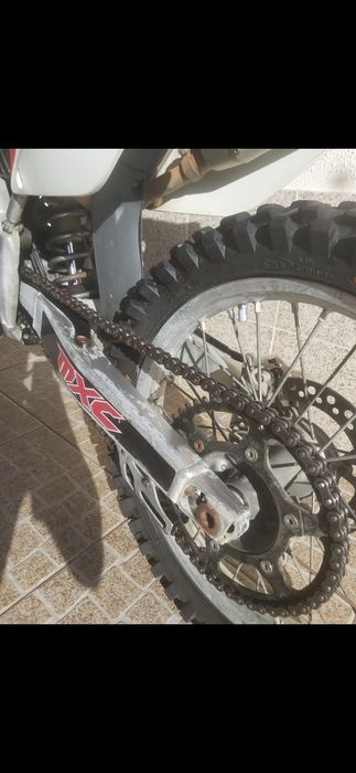 Honda CRF 250R.  2009