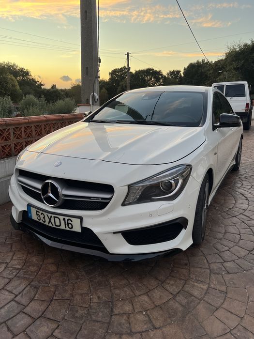 Mercedes-Benz CLA45 AMG