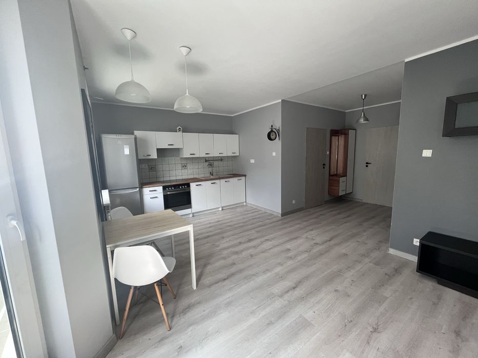 Ok 2700 z oplatami , ul Wróblewskiego 45 m2 , blisko Castorama