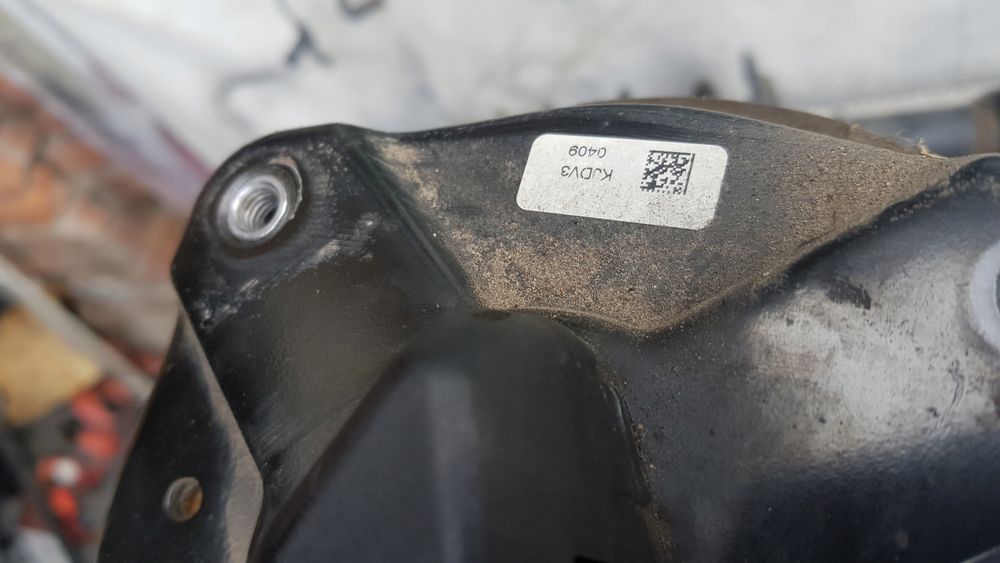 Mercedes W204 2.2 CDI Amortyzator przód sprężyna Lewy lub Prawy
