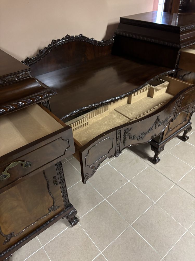 Stylowy Zestaw Mebli Stół 10 Krzeseł Komoda Chippendale Londyn odnowio