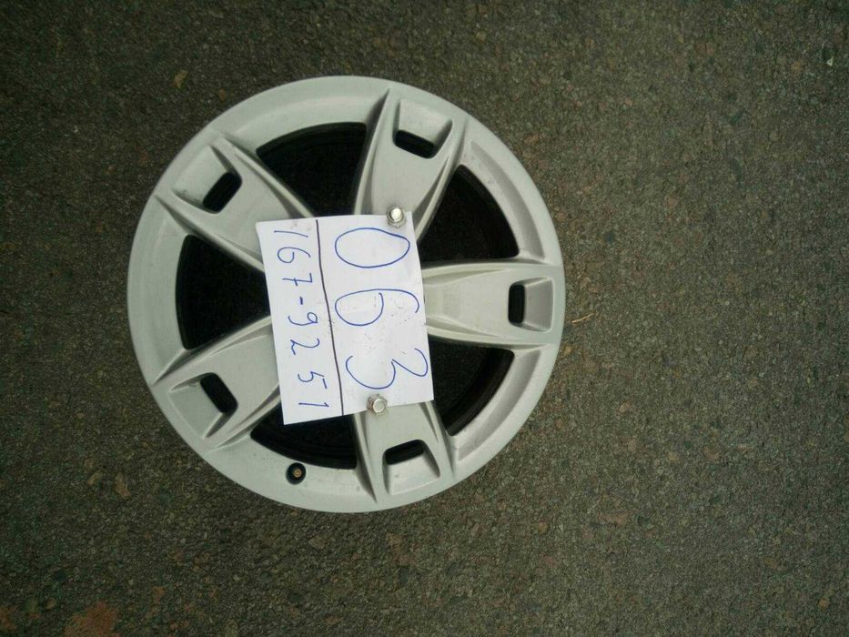 Шина 215 50 R 17 Goodyear.