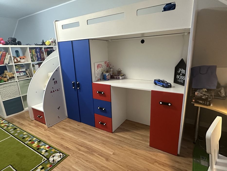 Zestaw mebli dzieciecych kolory Spiderman