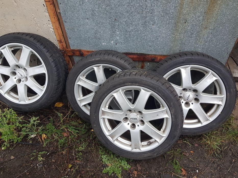 Продам колеса разом з дисками