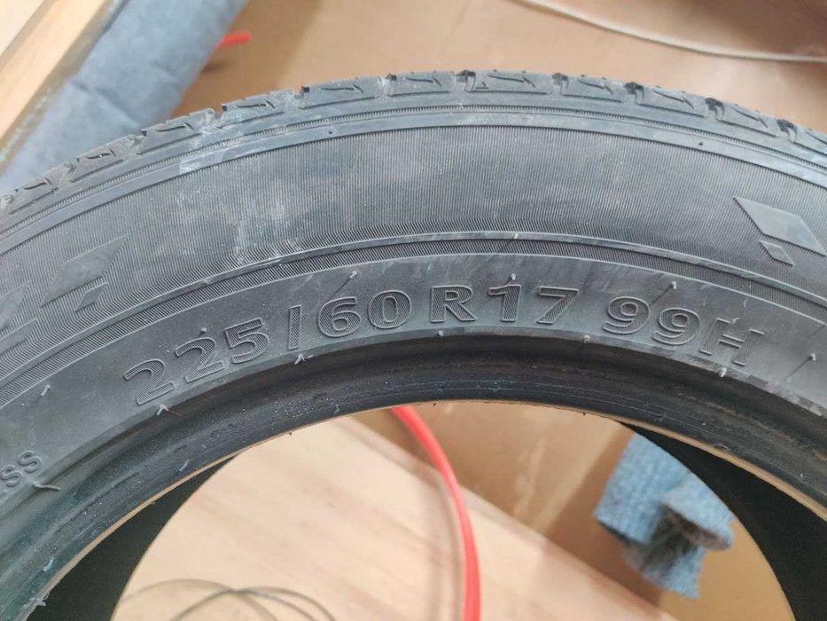 Автомобільна всесезонна резина KUMHO