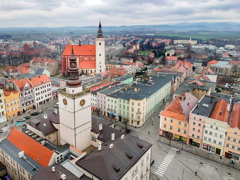 Okazja. Kamienicę z apartamentami w centrum Dzierżoniowa - sprzedam