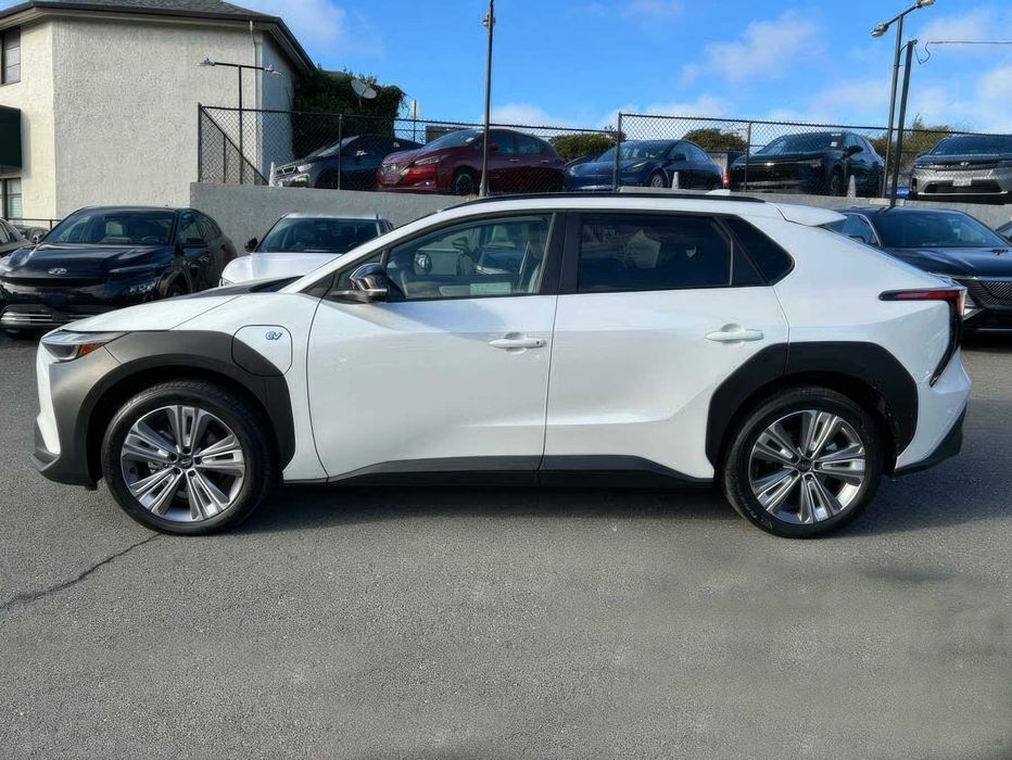 Subaru Solterra Limited      2023