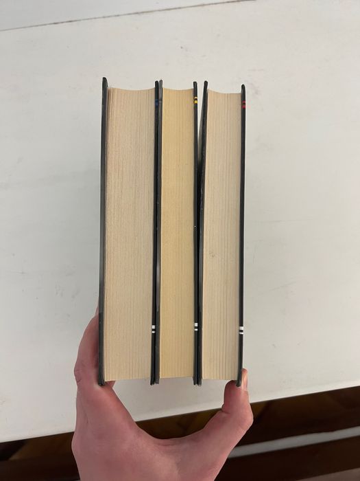 Картковий будинок Майкл Доббс