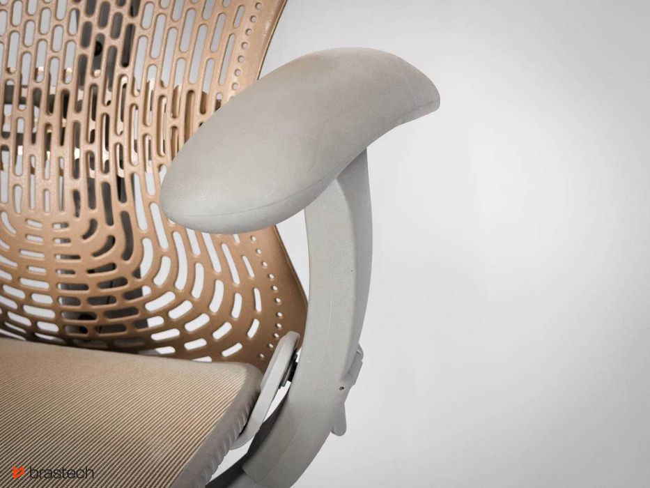 Fotel biurowy Herman Miller Mirra