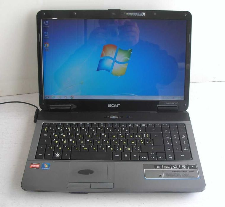 ноутбук ACER (15,6")